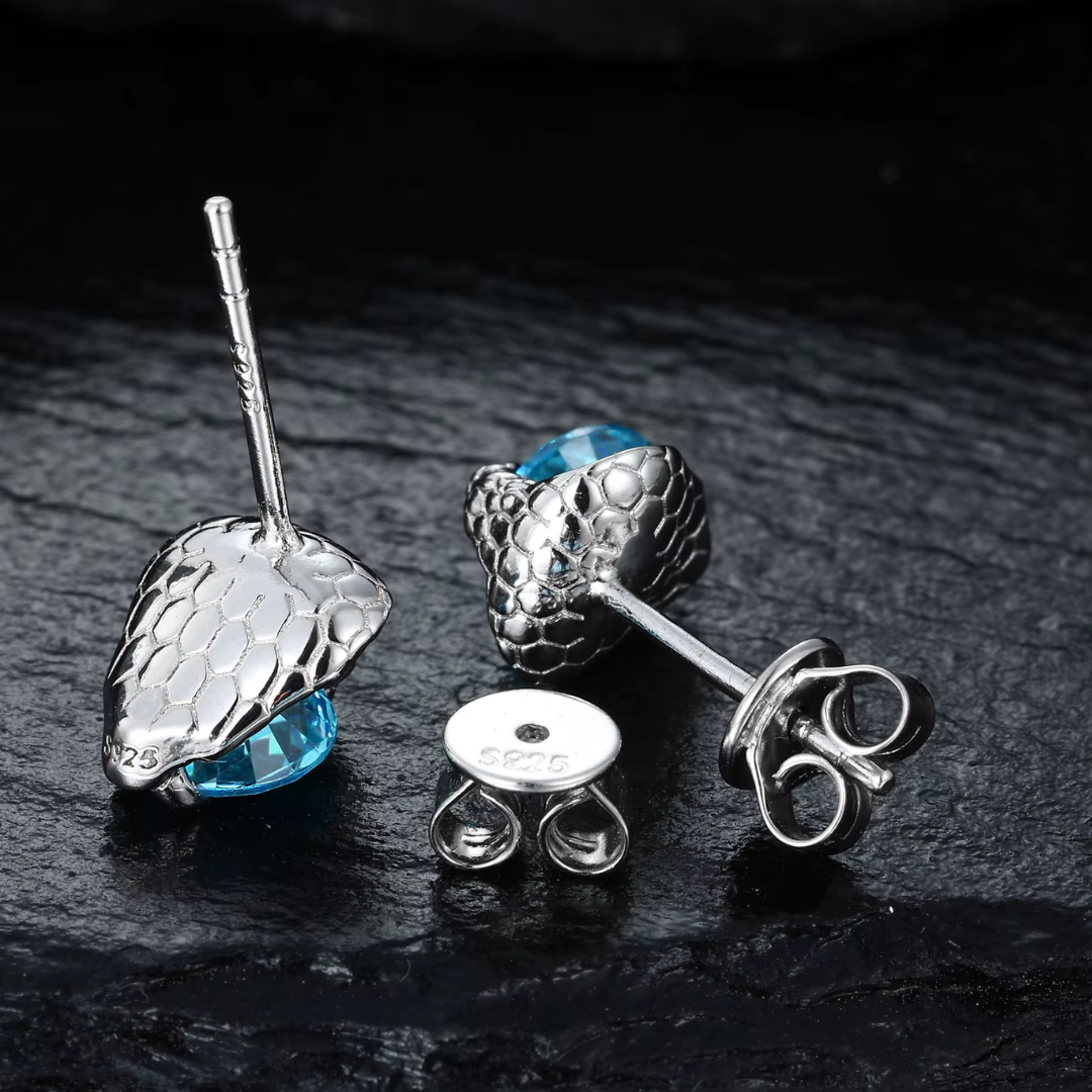 Cobra Bleu Studs