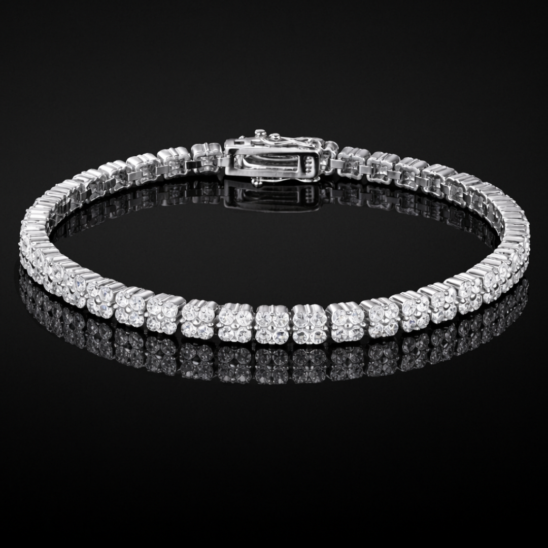 Le Carré Pavé Bracelet