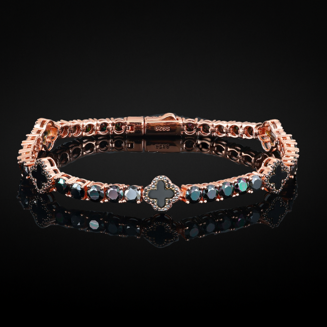 Rosé Clover Noir Bracelet