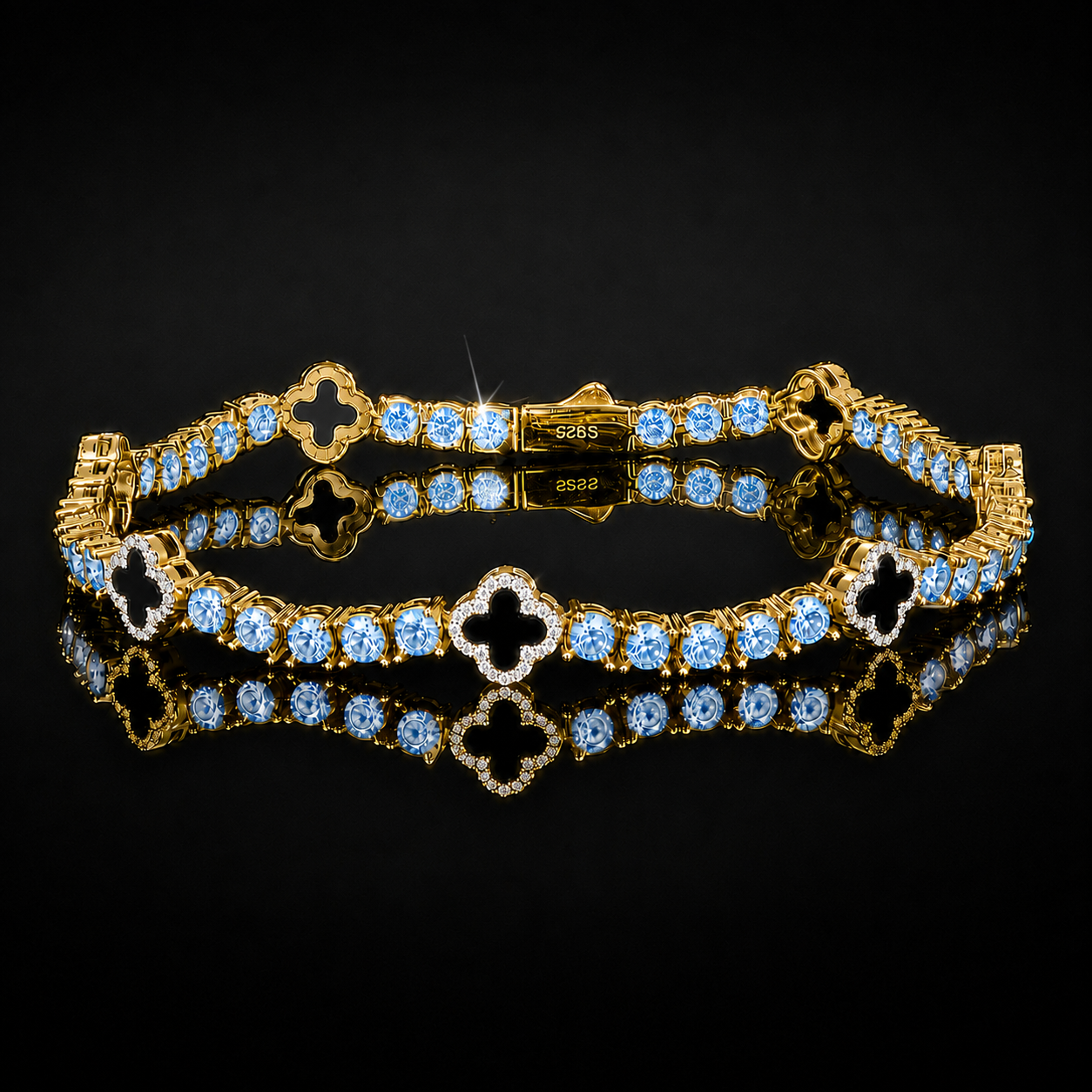 Clover Bleu Bracelet