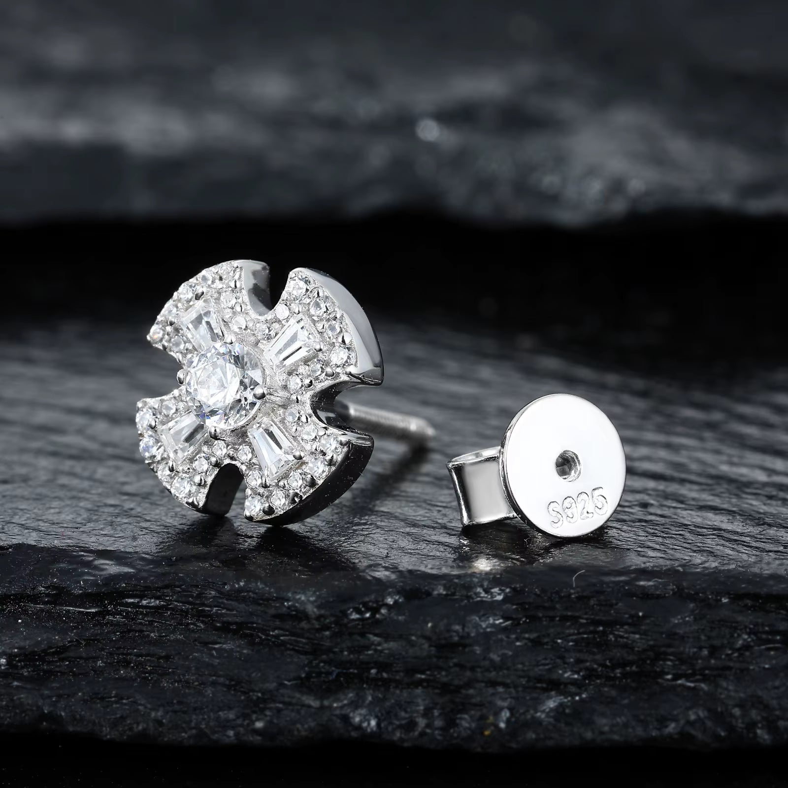 Croix Icone Studs