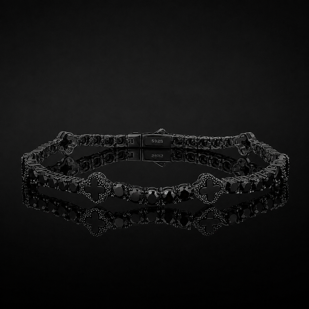 Clover Noir – Édition Black