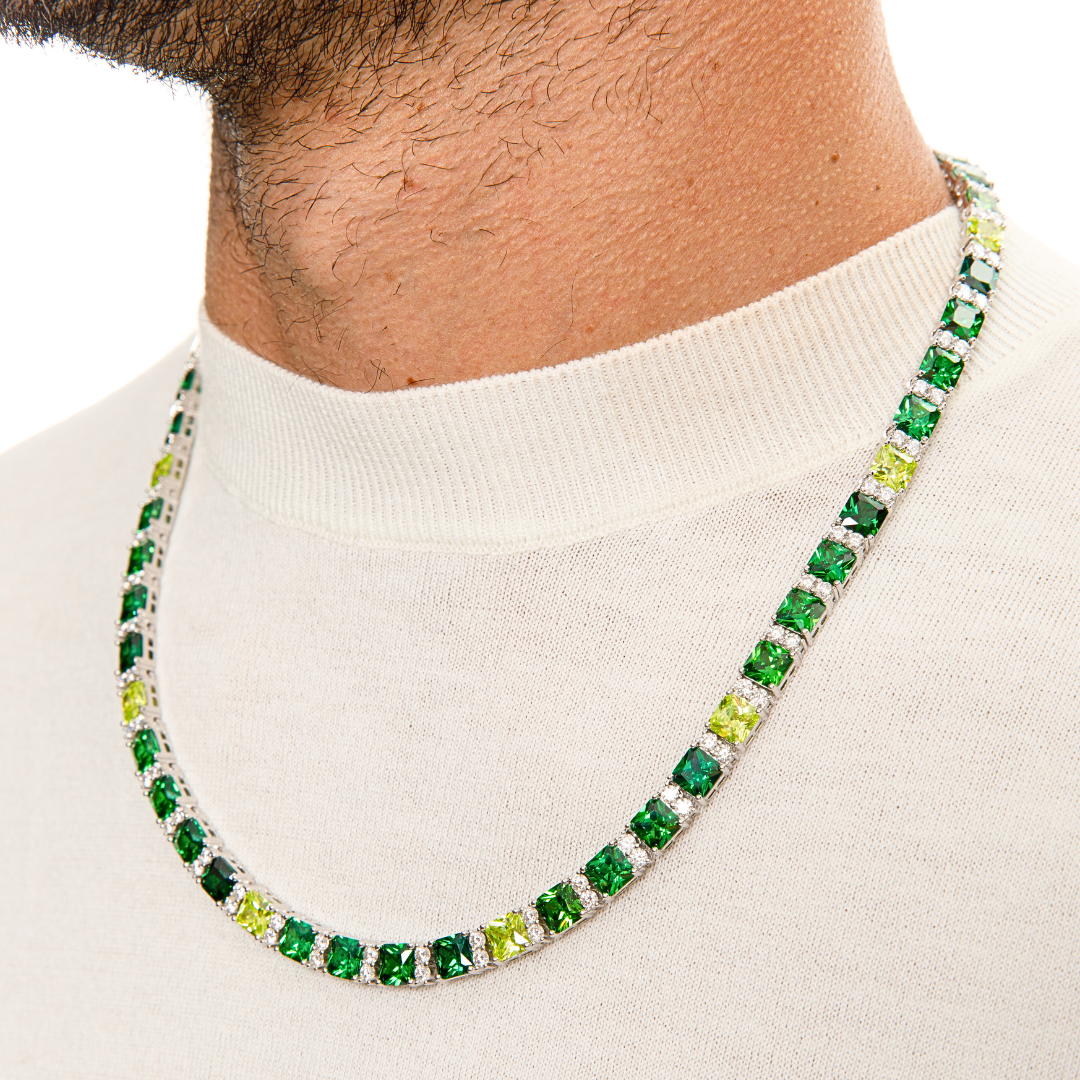 Océan Émeraude chain