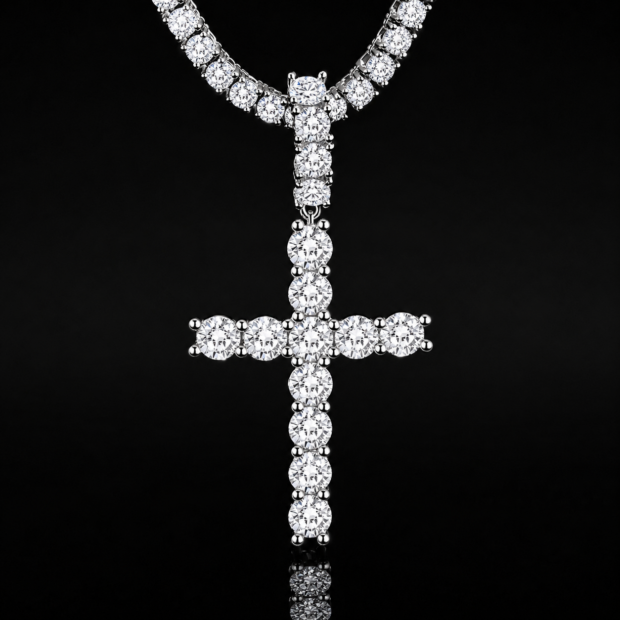 Croix Brillante Pendant