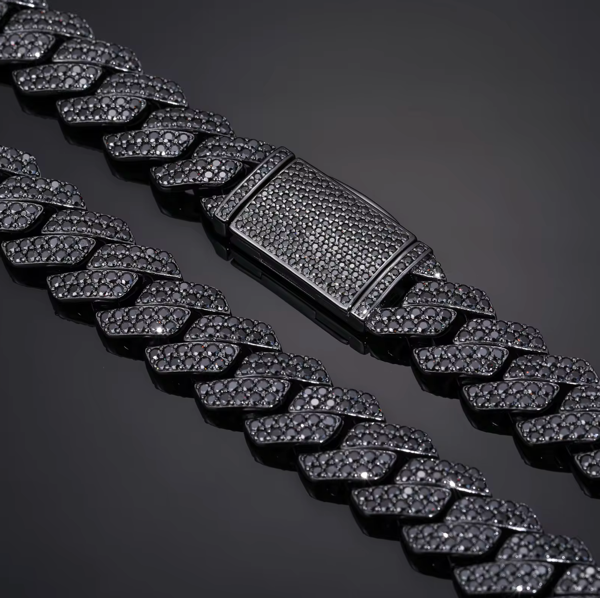 BLACK MOISSANITE DIAMOND CUBAN LINK  BRACELET - Sant Leclère