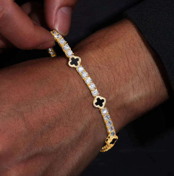 Maison Clover Gold Bracelet